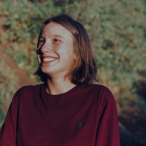 Meet your Posher, Béatrice